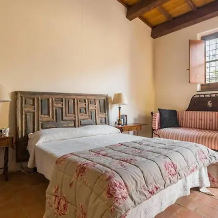 Amazing 2km From The Vila *